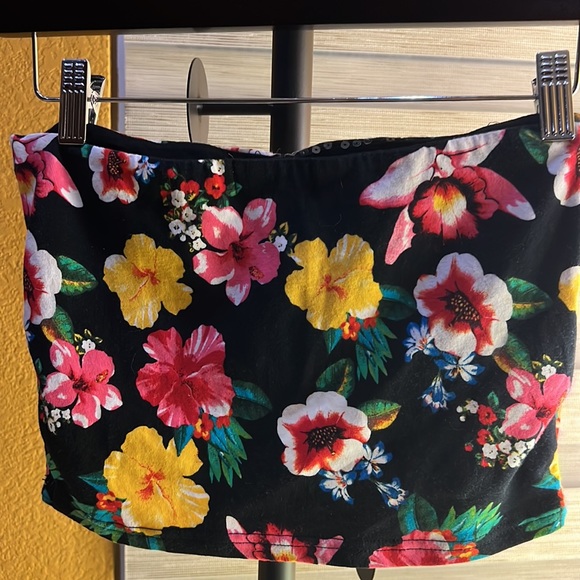 Sequins Floral Tube Top NWOT Size M $30 - Picture 2 of 6